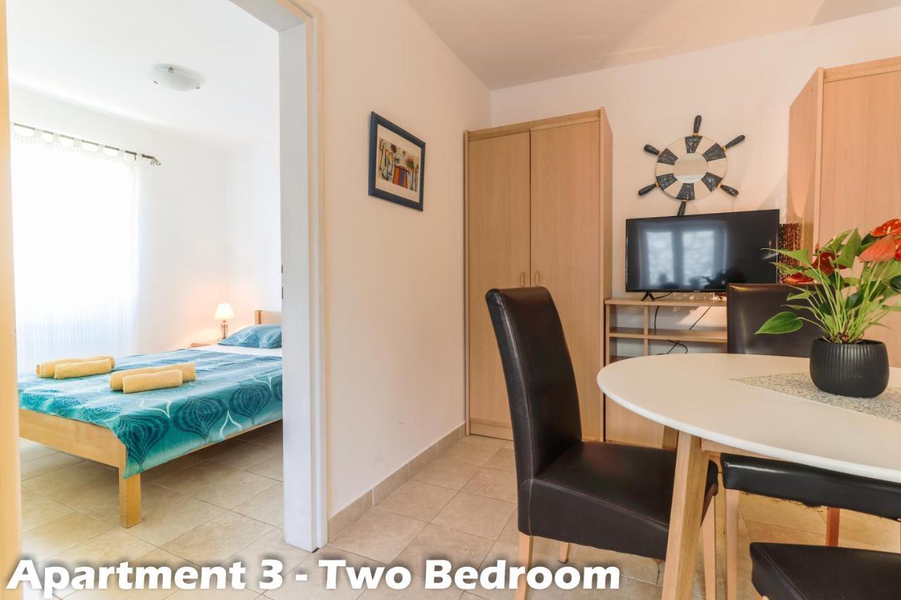 Art Apartments Върсар Екстериор снимка