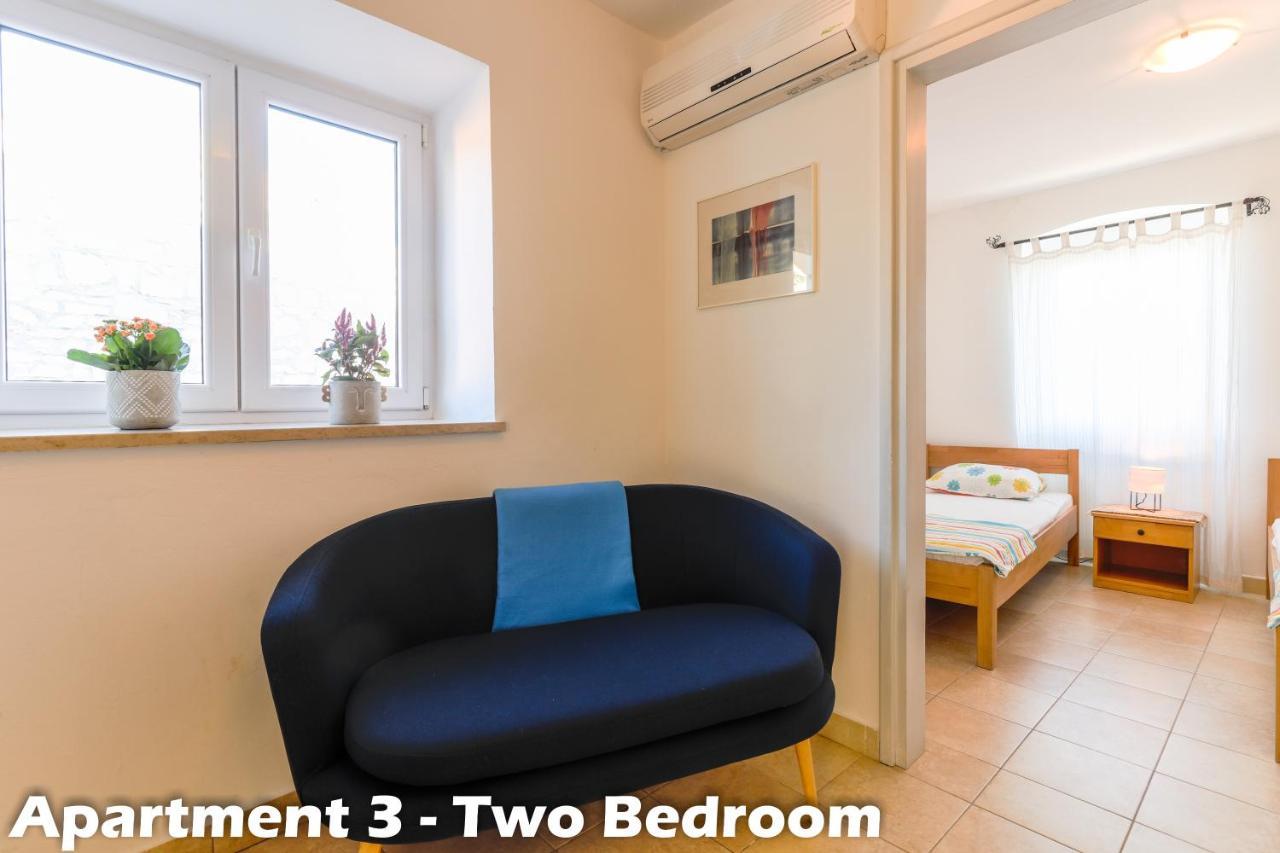 Art Apartments Върсар Екстериор снимка