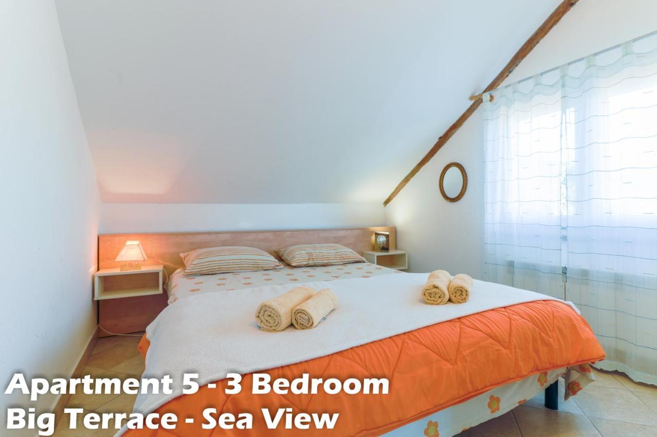 Art Apartments Върсар Екстериор снимка