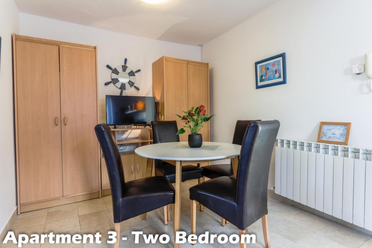 Art Apartments Върсар Екстериор снимка