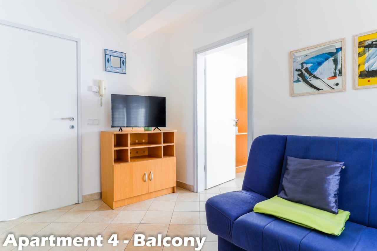 Art Apartments Върсар Екстериор снимка